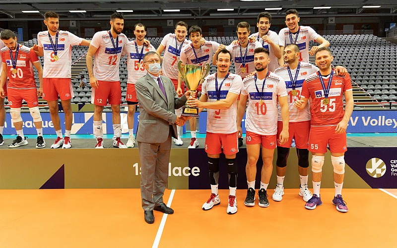 A Milli Erkek Voleybol Takımı, CEV Avrupa Altın Ligi'nde şampiyon oldu