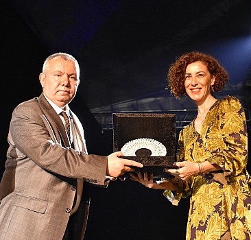 Trabzon'da 21. Uluslararası Karadeniz Tiyatro Festivali başladı