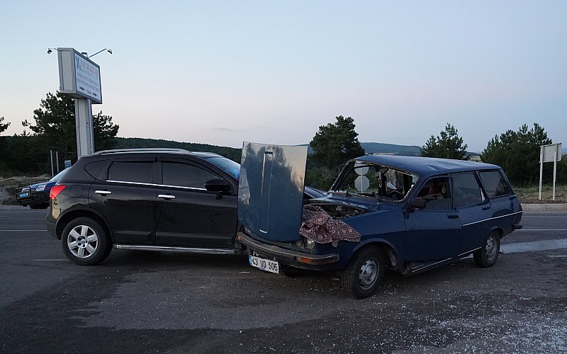Kütahya'da hafif ticari aracın çarptığı trafik polisi şehit oldu