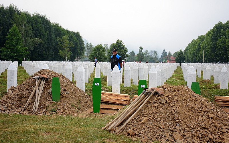 Srebrenitsa soykırımının 19 kurbanı daha bugün toprağa verilecek