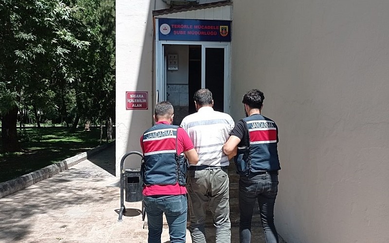 Adıyaman'da teröristlere kıyafet yardımı yaptığı iddiasıyla gözaltına alınan şüpheli tutuklandı