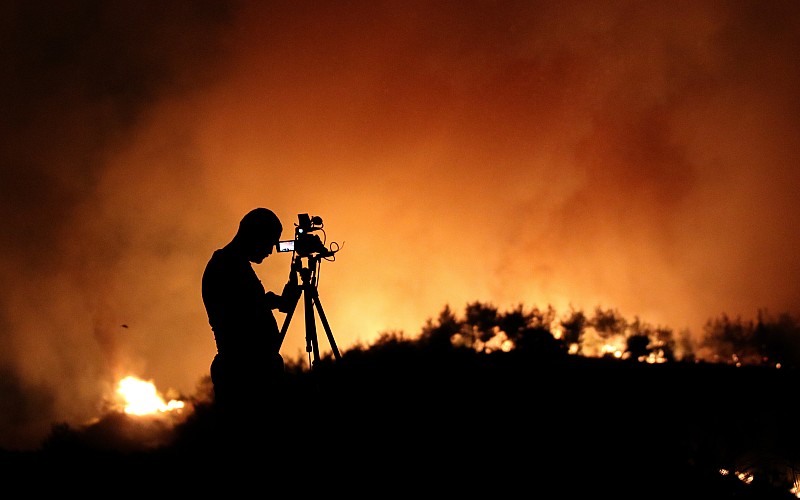 Osmaniye'de çıkan orman yangınına müdahale sürüyor