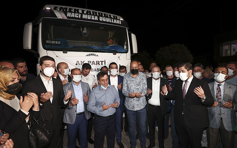 AK Parti Ankara İl Başkanlığından orman yangınlarının etkili olduğu Muğla'ya 21 tır yardım