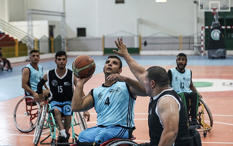 Gazze'de, 2 ay sürecek Tekerlekli Sandalye Basketbol Ligi başladı