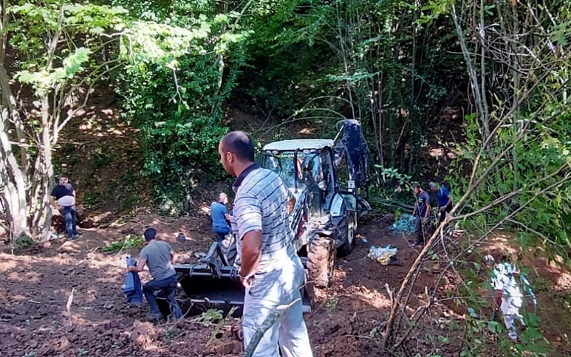 Çanakkale'de devrilen kepçenin altında kalan operatör öldü