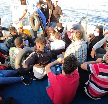 Aydın'da Türk kara sularına geri itilen 99 düzensiz göçmen kurtarıldı