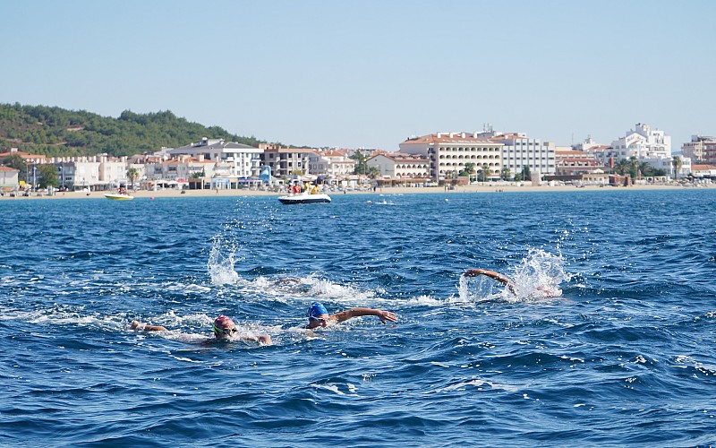 Balıkesir Açık Su Yüzme Şampiyonası, Ayvalık'ta yapıldı