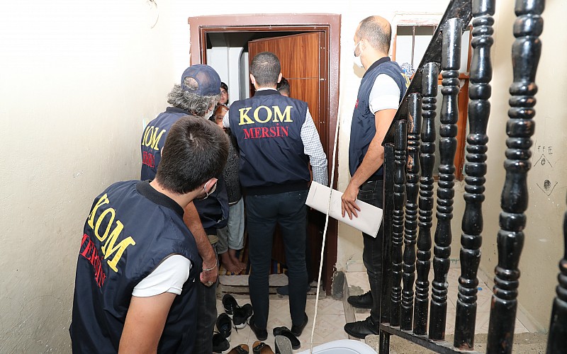 Suç örgütlerine yönelik "Sahil Rüzgarı-2" operasyonunda Mersin'de 7 şüpheli yakalandı