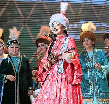 Kırgızistan'da "Kazakistan Kültür Günleri"nin açılışı gerçekleştirildi