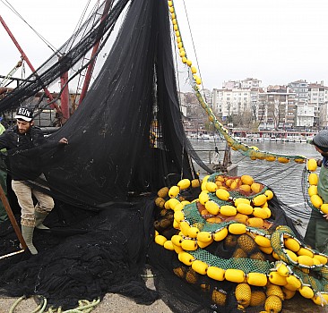 Tekirdağlı balıkçılar ağları çinekop için atacak