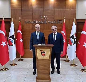 YÖK Başkanı Prof. Dr. Özvar, Diyarbakır Valiliğini ziyaret etti