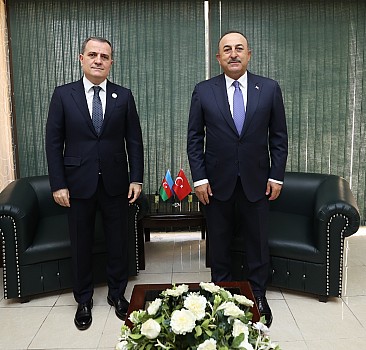 Çavuşoğlu, Azerbaycanlı mevkidaşı Bayramov ile Pakistan'da bir araya geldi