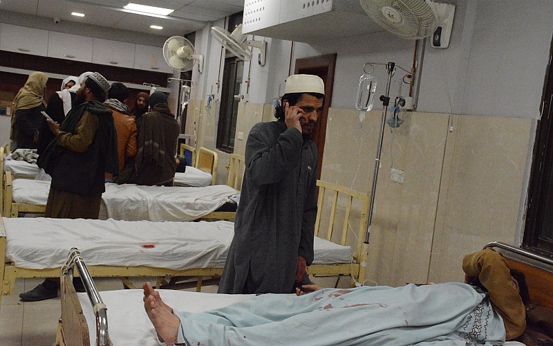 Pakistan'da düzenlenen bombalı saldırıda 4 kişi öldü