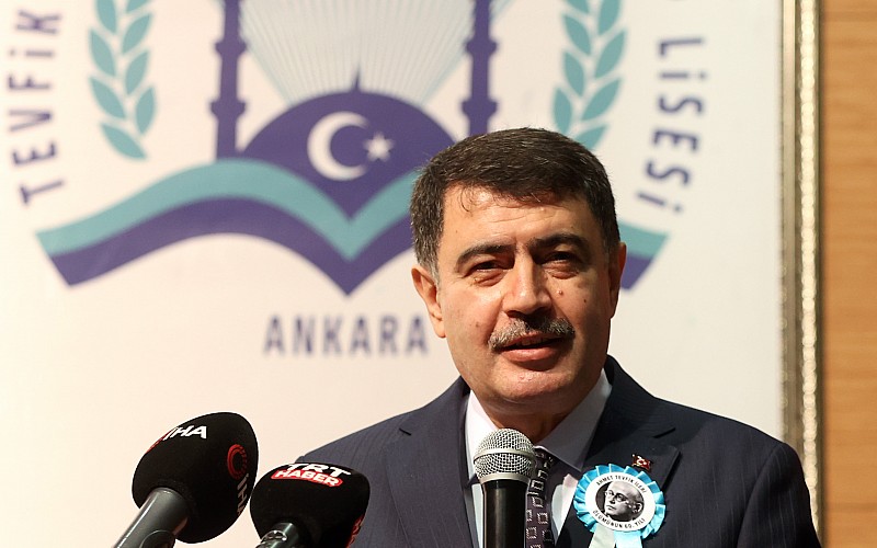 Eski Milli Eğitim Bakanı Ahmet Tevfik İleri anıldı