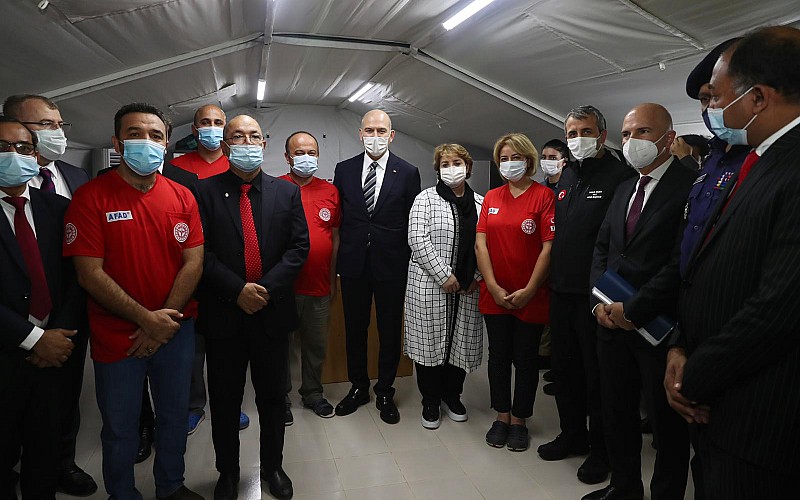 Arakanlı Müslümanların yaşadığı kamptaki yangın sonrası yenilenen Türk Sahra Hastanesi açıldı