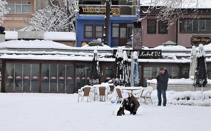 Bursa, Bilecik ve Kütahya'da kar etkili oldu