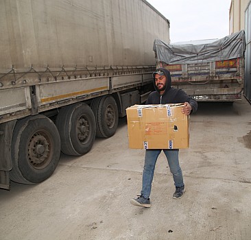 Şanlıurfa'dan Suriye'ye 3 tır insani yardım gönderildi