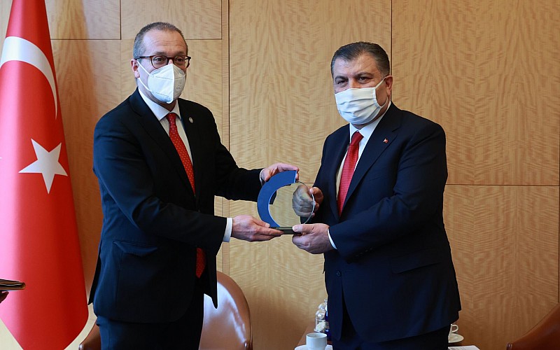DSÖ'den salgınla mücadeledeki başarısından dolayı Türkiye'ye ödül