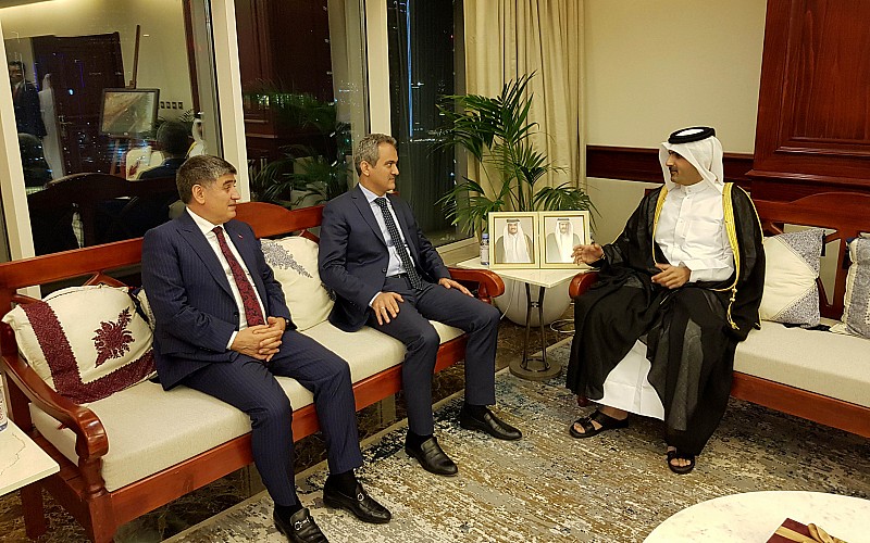 Milli Eğitim Bakanı Özer, Katar Eğitim ve Kültür bakanlarıyla ile bir araya geldi