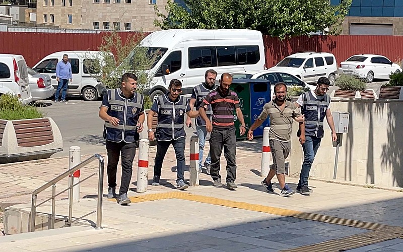 Elazığ'da hırsızlık yaptıkları iddiasıyla 2 şüpheli yakalandı