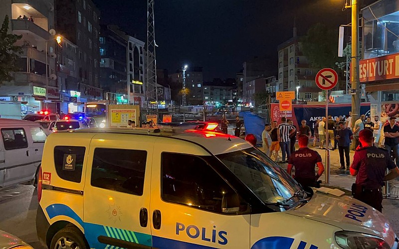 Kocaeli'de çıkan silahlı kavgada 2 kişi yaralandı