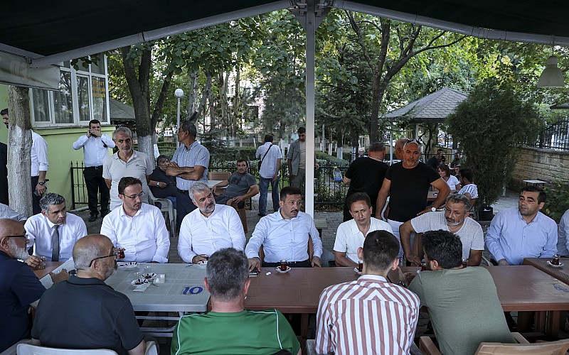 AK Parti'li Hamza Dağ, Tuzla'da vatandaşlarla buluştu: