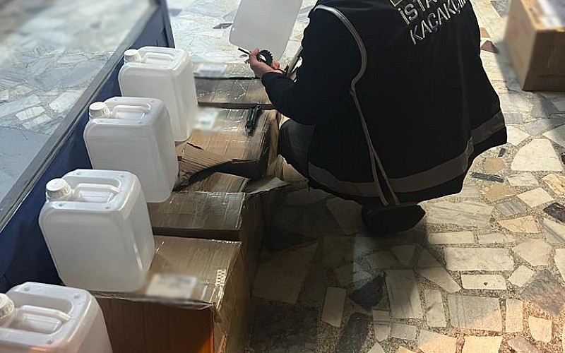İstanbul'da sahte alkol operasyonunda 5 zanlı yakalandı