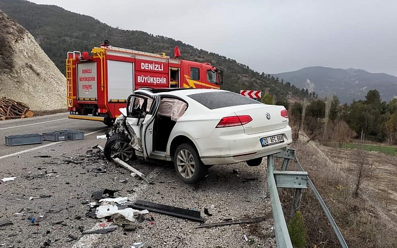Denizli'de trafik kazasında 1 kişi öldü, 4 kişi yaralandı