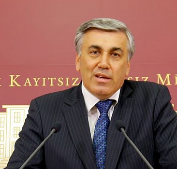 Yusuf Halaçoğlu'nun yerine Mehmet Günal