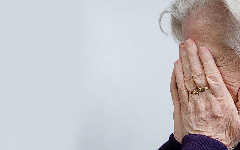 Alzheimer hastaları ile nasıl iletişim kurmak gerekir?