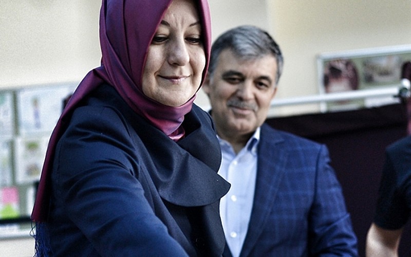 11. Cumhurbaşkanı Abdullah Gül ve eşi oyunu kullandı