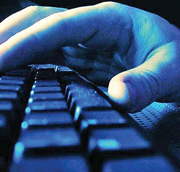 'Anonymous' DAEŞ'e siber savaş açtı