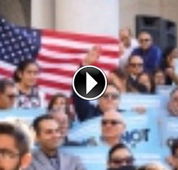 Amerika'da İslam karşıtları protesto edildi