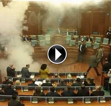 Meclis'e bomba atıldı