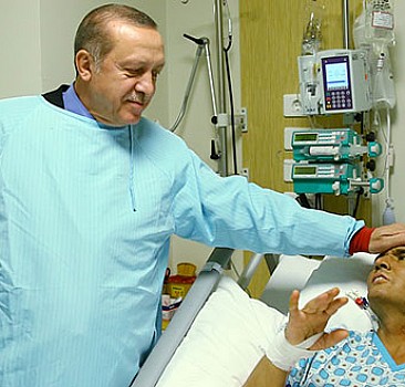 Cumhurbaşkanı Erdoğan Naim Süleymanoğlu'nu ziyaret etti