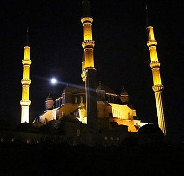 Selimiye Camisi'nin ışıkları 'Dünya Saati' için kapanacak